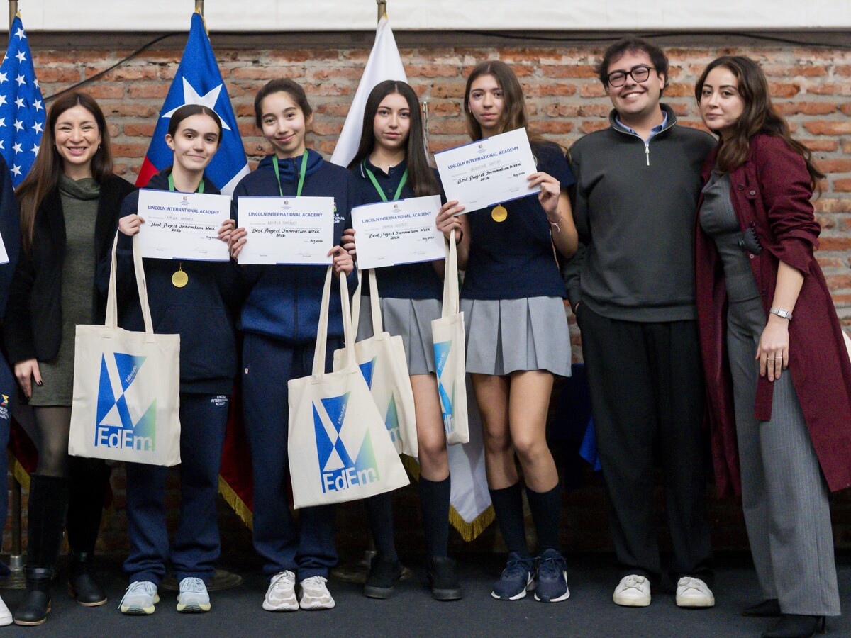 EdEm UDD participa como jurado en Innovation Week y destaca el potencial innovador de las nuevas generaciones